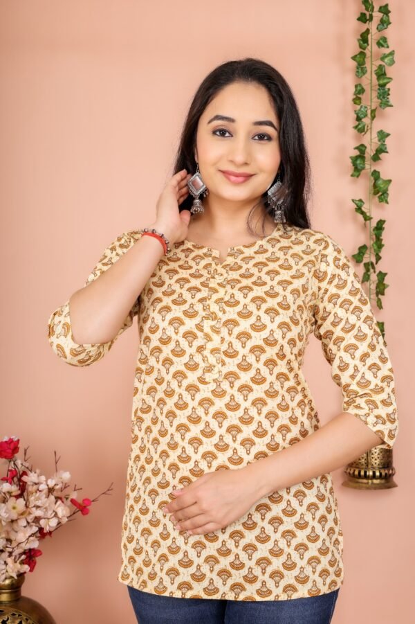 Vastrawala Prosin Print Cotton Short Kurti - Image 4