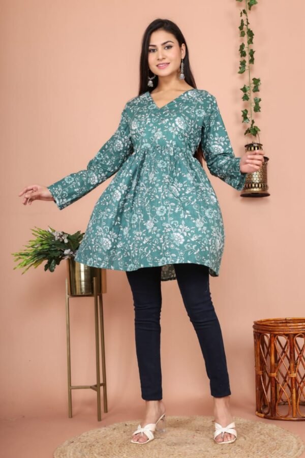 Vastrawala Cotton Prosin Print  Short  Kurti - Image 5