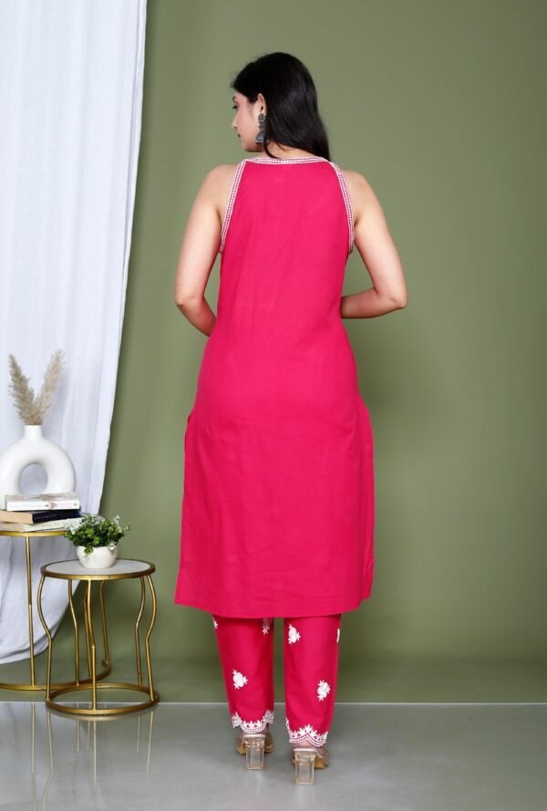 Vastrawala Cotton Kurta Set For Women - Image 2